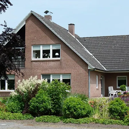 Haus Somfleth Apartment *