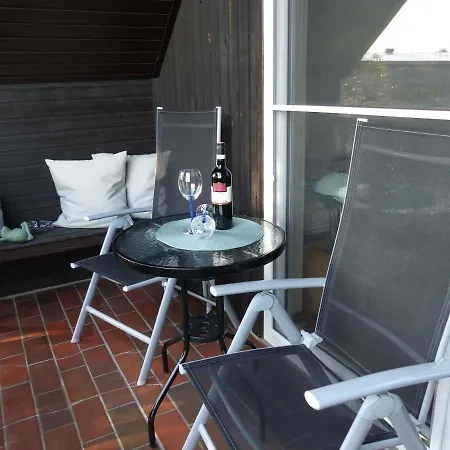 Haus Somfleth Apartment *